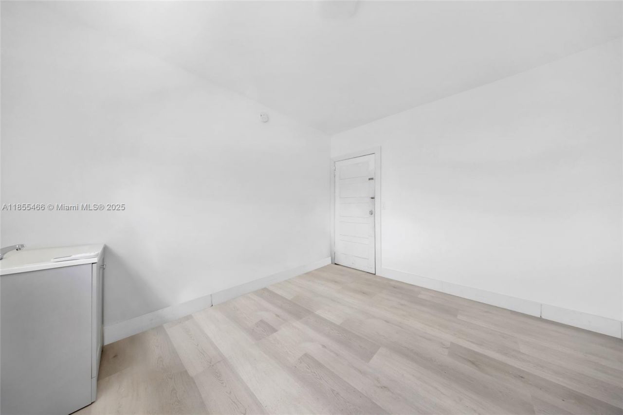 1028 SW 9th Ave, Miami, FL 33130 Photo