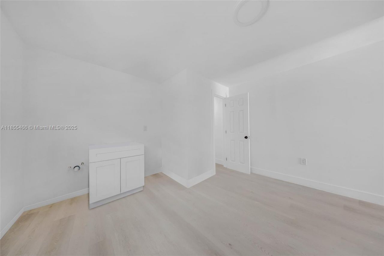 1028 SW 9th Ave, Miami, FL 33130 Photo