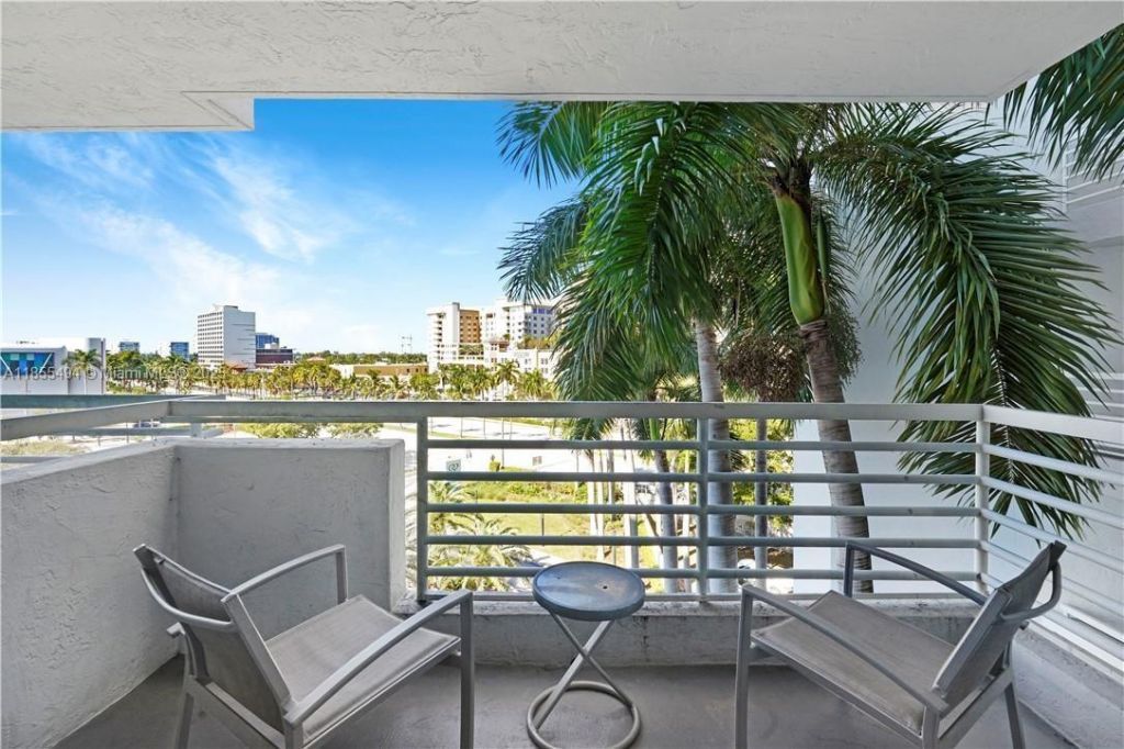 2670 E Sunrise Blvd, Unit 521, Fort Lauderdale, FL 33304 Photo