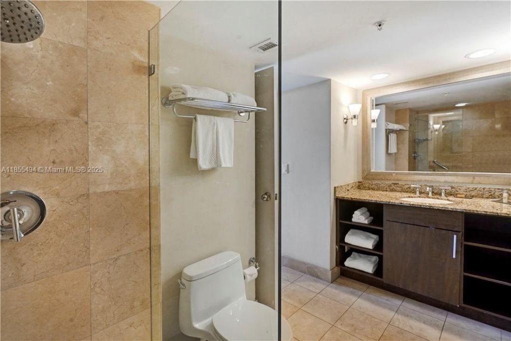 2670 E Sunrise Blvd, Unit 521, Fort Lauderdale, FL 33304 Photo