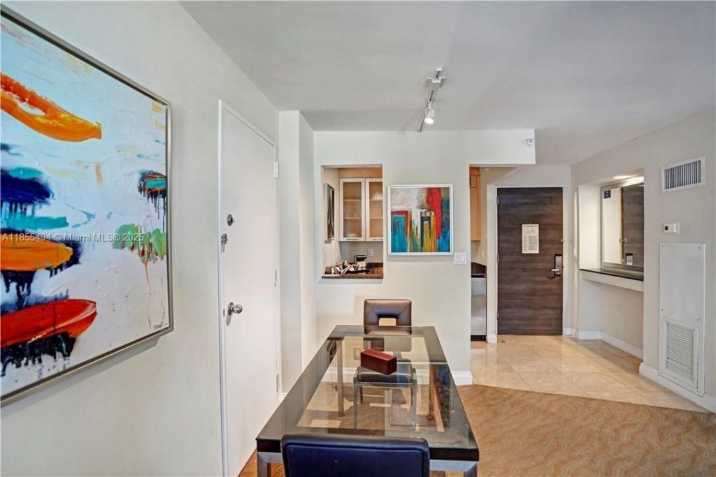 2670 E Sunrise Blvd, Unit 521, Fort Lauderdale, FL 33304 Photo