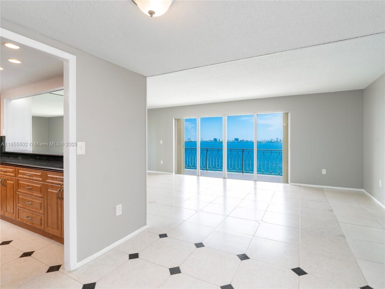 11111 Biscayne Blvd, Unit 912, Miami, FL 33181 Photo