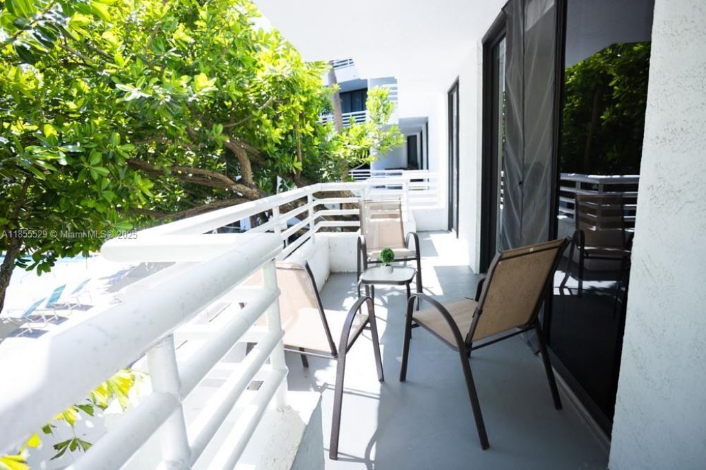 3300 NE 192nd St, Unit 214, Aventura, FL 33180 Photo