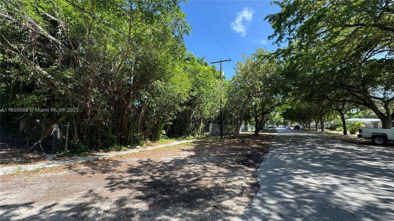 12691 NE 2nd Ave, North Miami, FL 33161 Photo