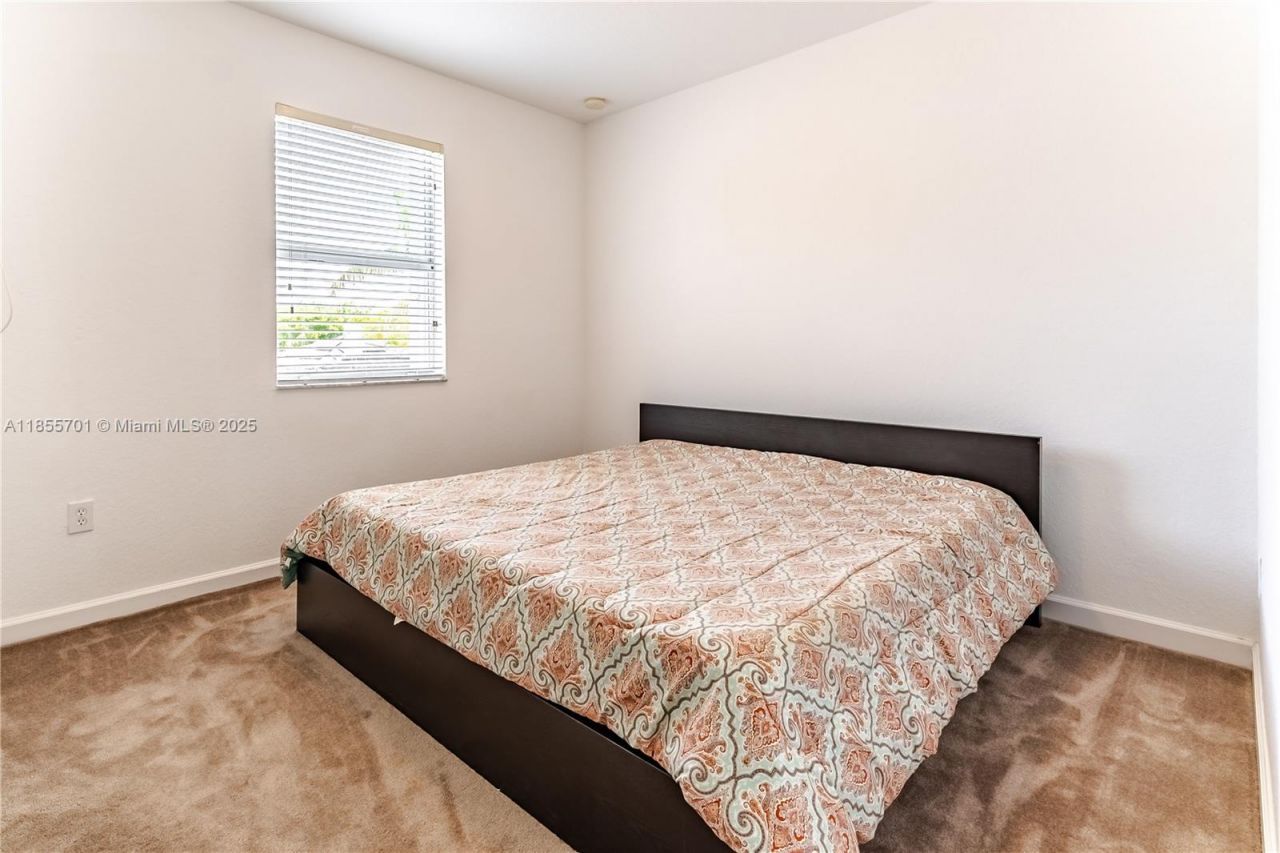 201 NE 36th Ter, Homestead, FL 33033 Photo