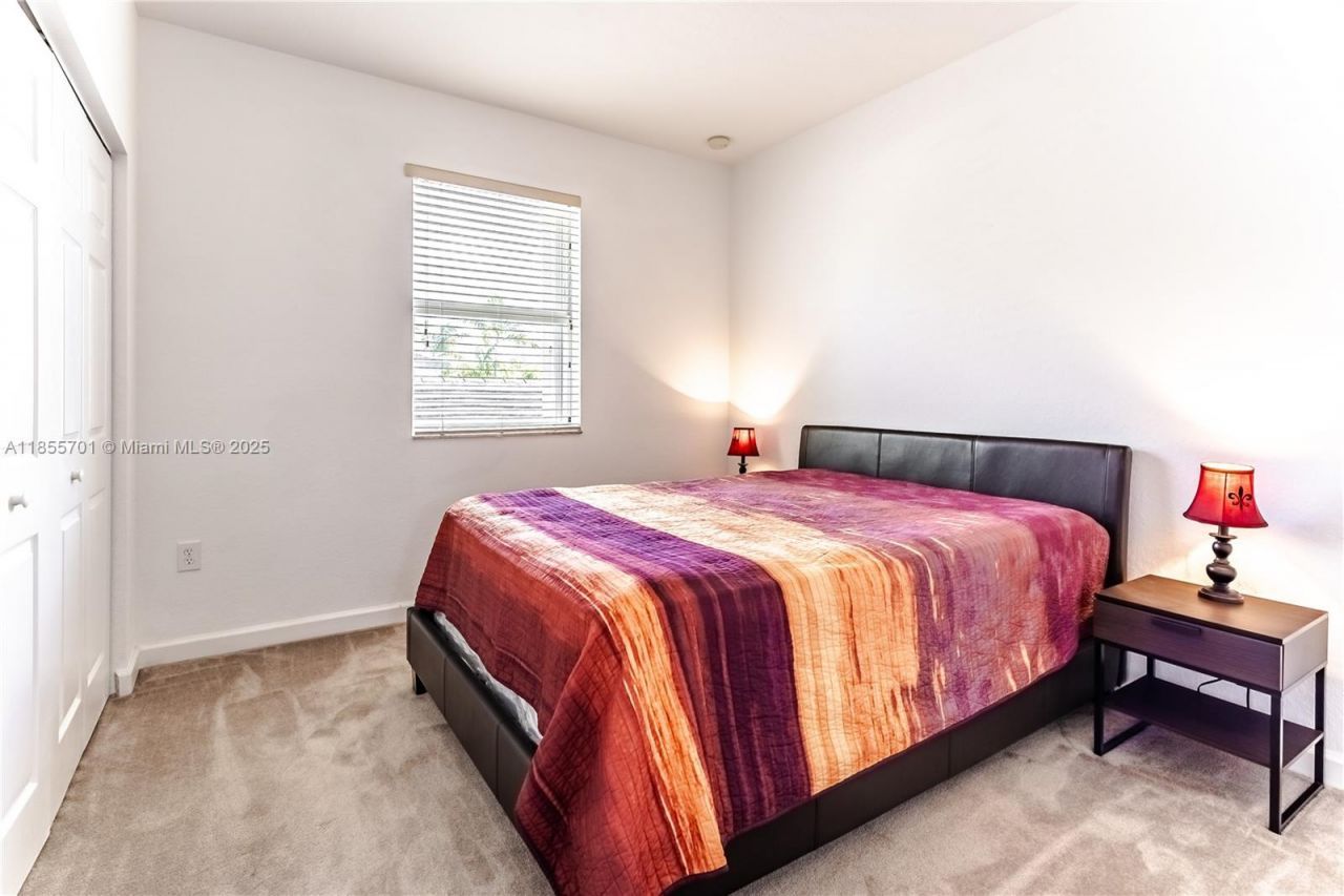 201 NE 36th Ter, Homestead, FL 33033 Photo