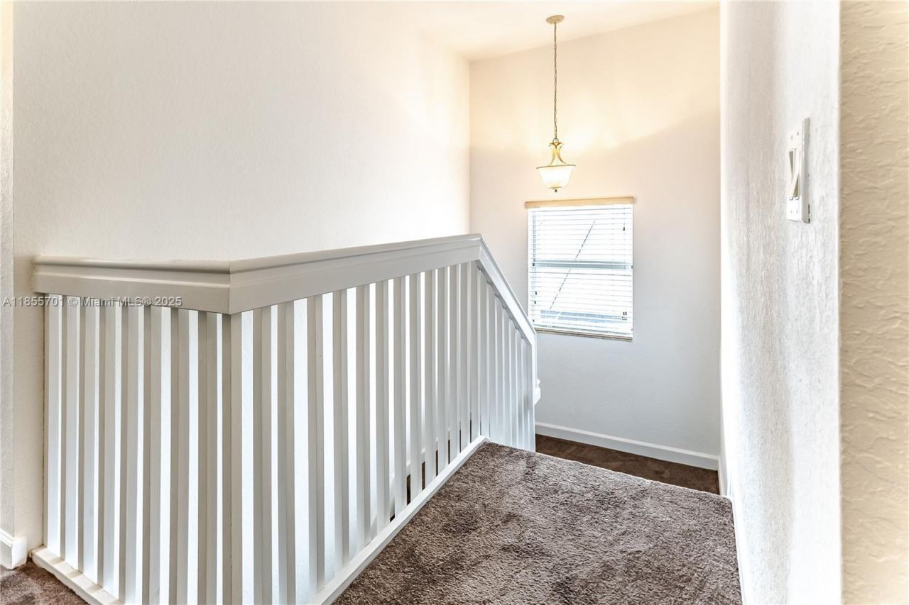 201 NE 36th Ter, Homestead, FL 33033 Photo