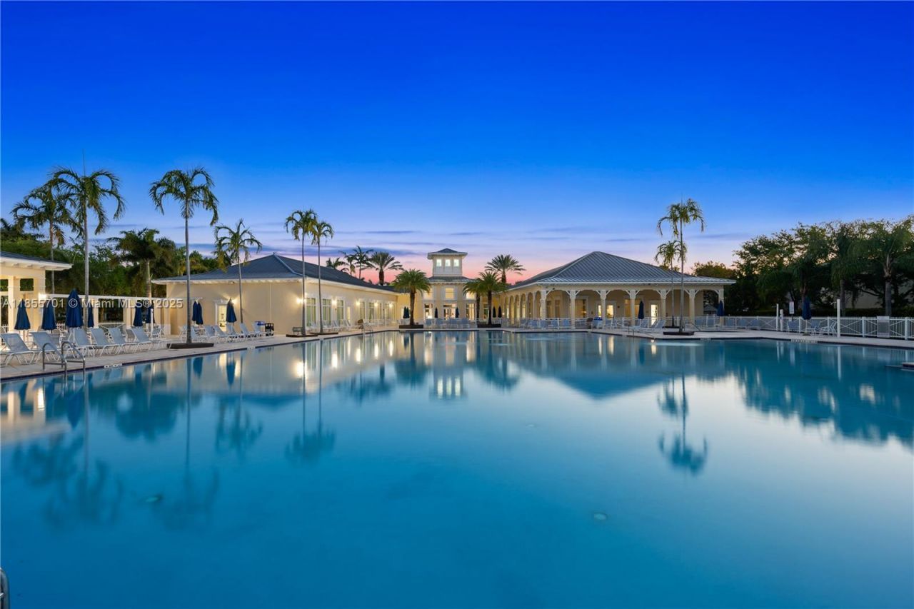 201 NE 36th Ter, Homestead, FL 33033 Photo