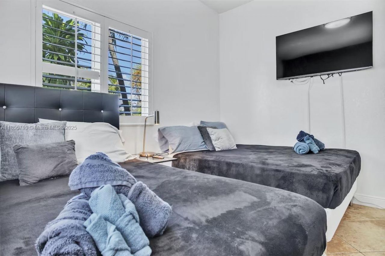 205 N 31st Ave, Unit 1, Hollywood, FL 33021 Photo