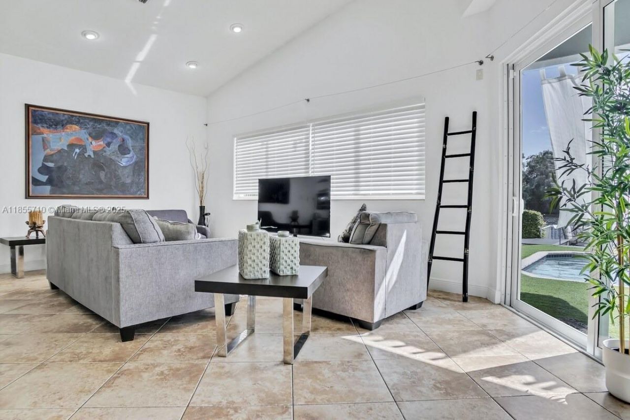 205 N 31st Ave, Unit 1, Hollywood, FL 33021 Photo