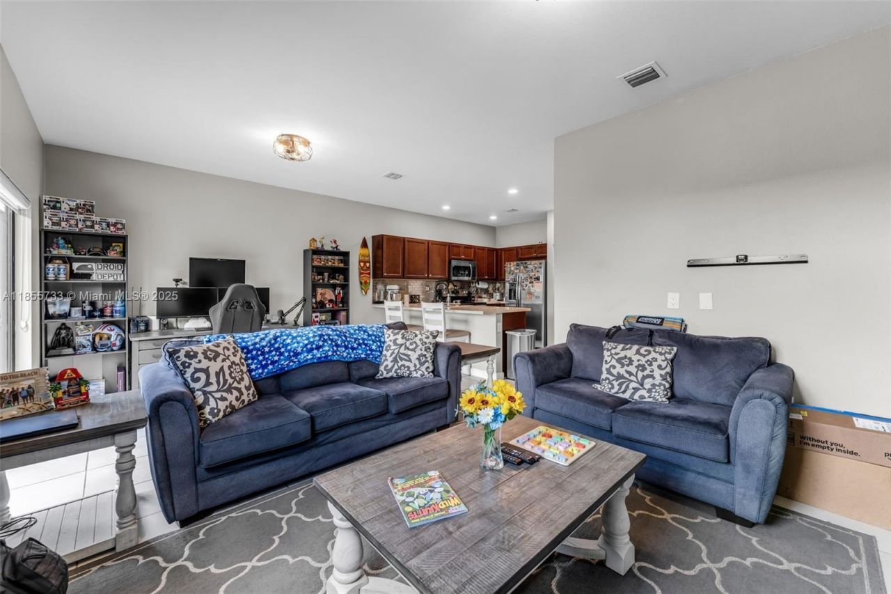 3763 SE 2nd St, Homestead, FL 33033 Photo