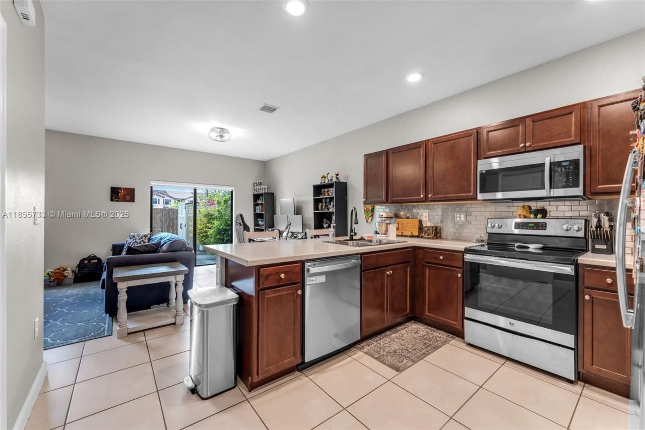 3763 SE 2nd St, Homestead, FL 33033 Photo