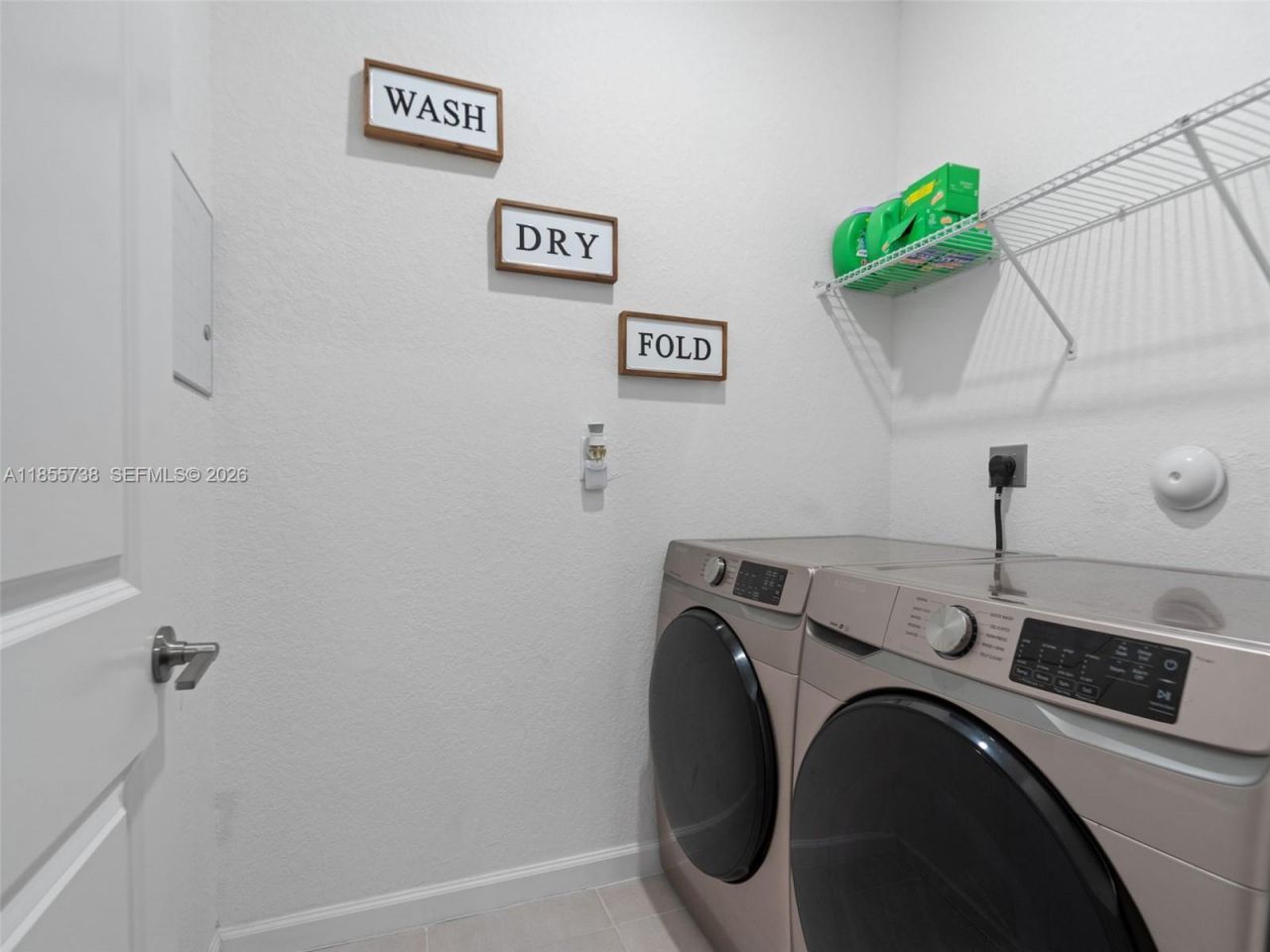 1418 SE 26th Ter, Homestead, FL 33035 Photo