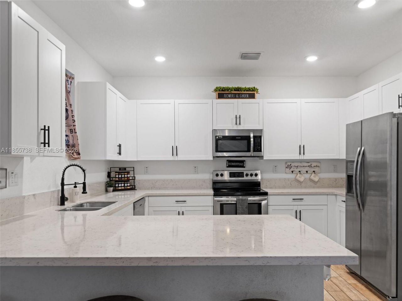 1418 SE 26th Ter, Homestead, FL 33035 Photo