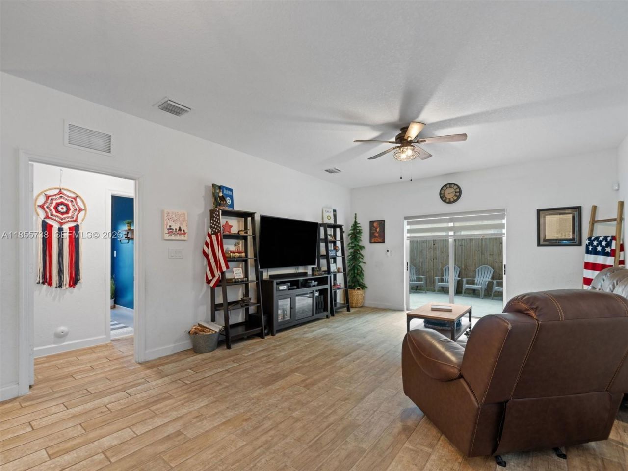 1418 SE 26th Ter, Homestead, FL 33035 Photo