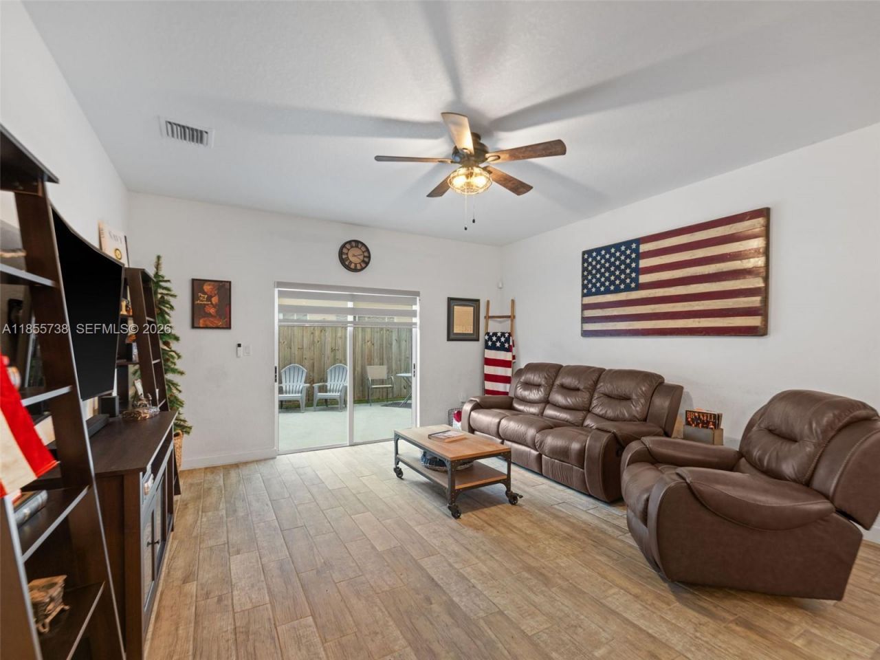 1418 SE 26th Ter, Homestead, FL 33035 Photo