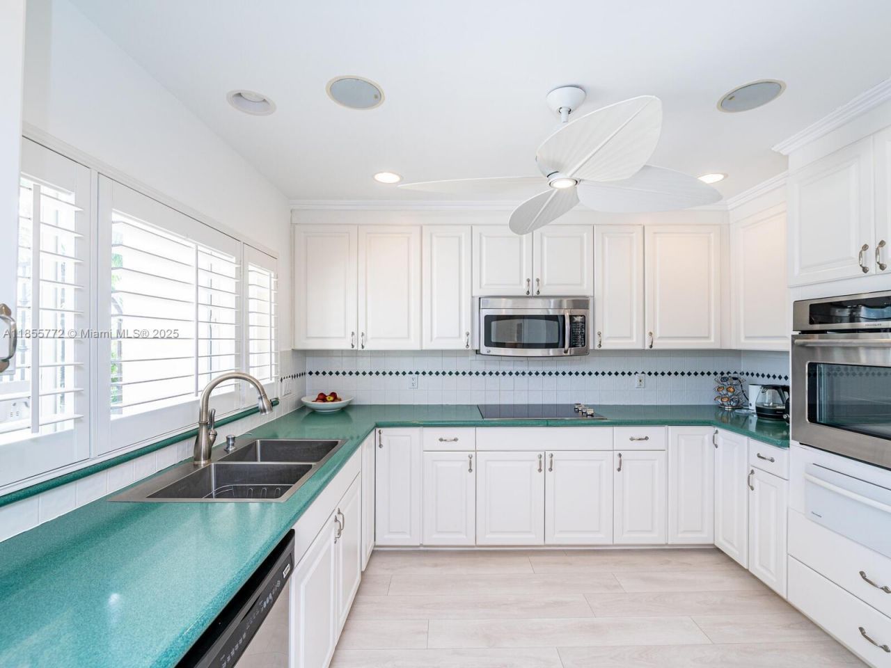 2118 NE 15th St, Fort Lauderdale, FL 33304 Photo