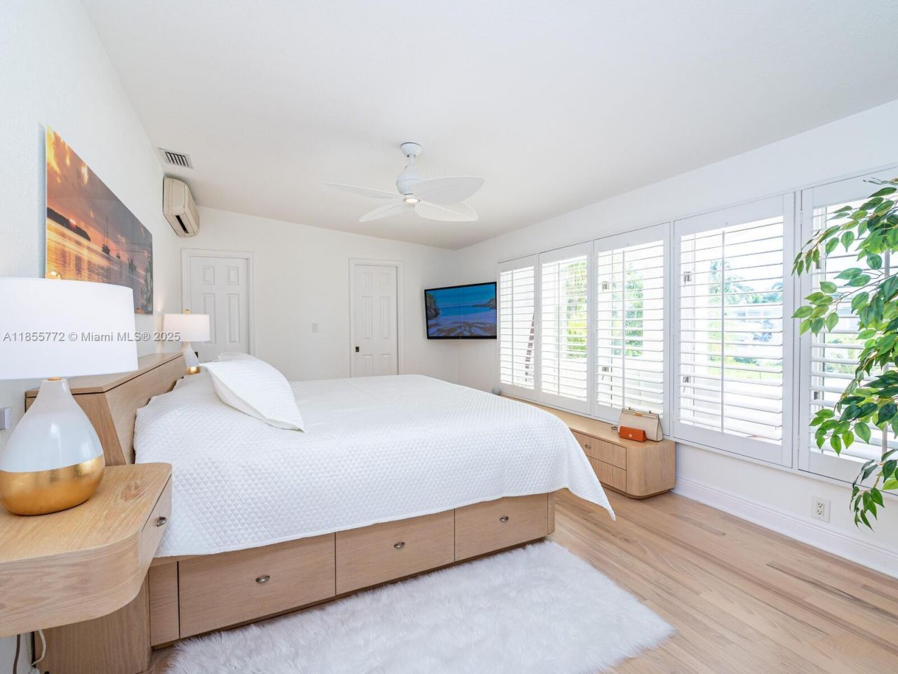 2118 NE 15th St, Fort Lauderdale, FL 33304 Photo