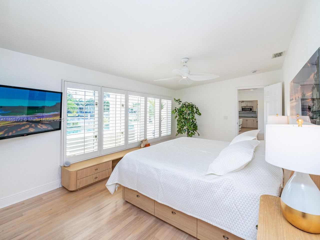 2118 NE 15th St, Fort Lauderdale, FL 33304 Photo