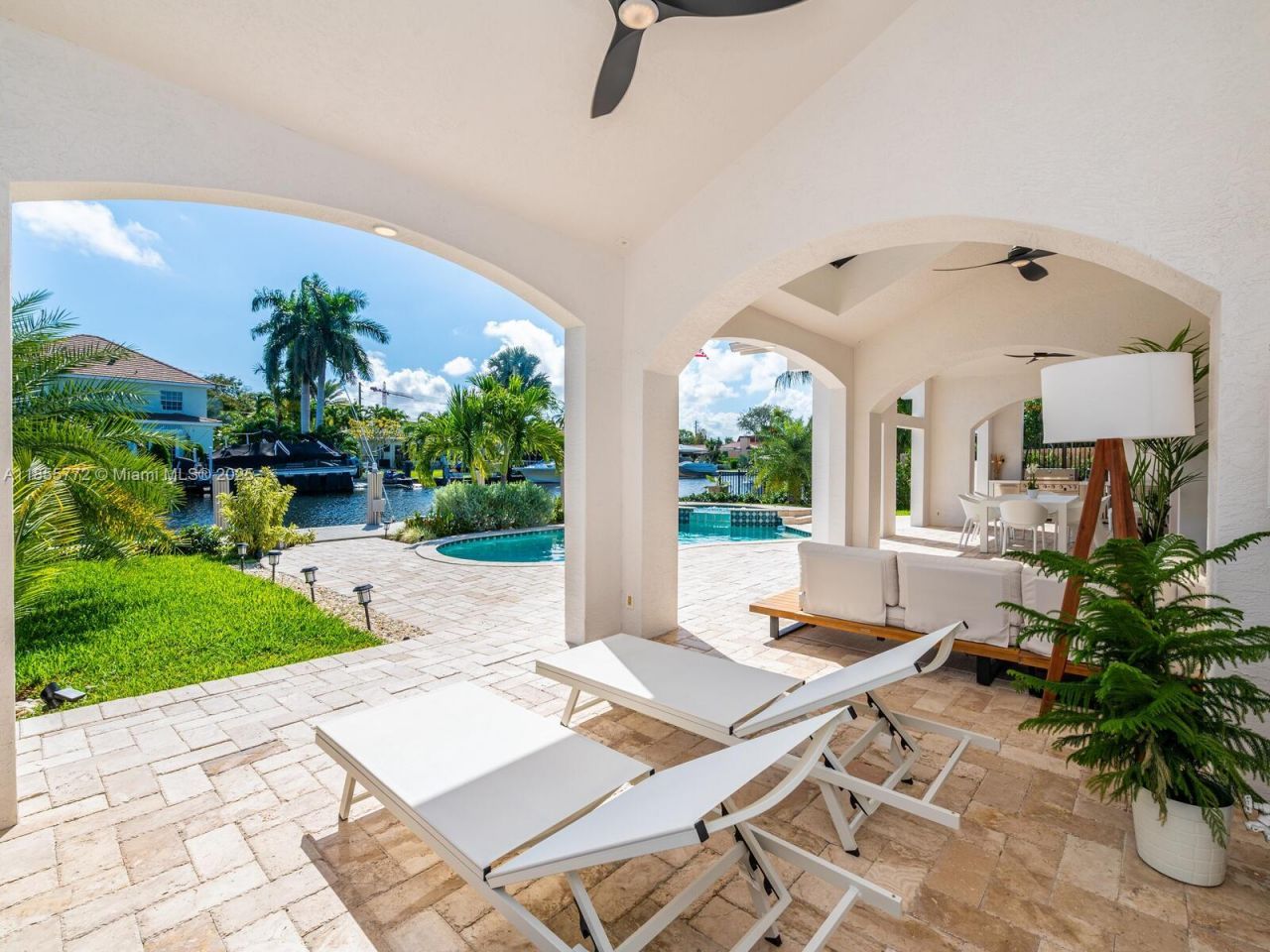 2118 NE 15th St, Fort Lauderdale, FL 33304 Photo