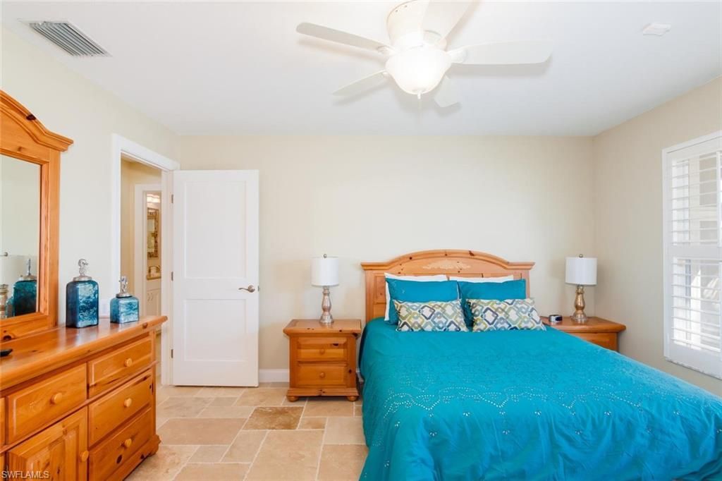 4902 SW 5th Pl, Cape Coral, FL 33914 Photo