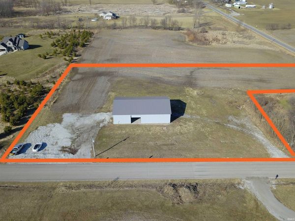 959 County Road 28, Corunna, IN 46730