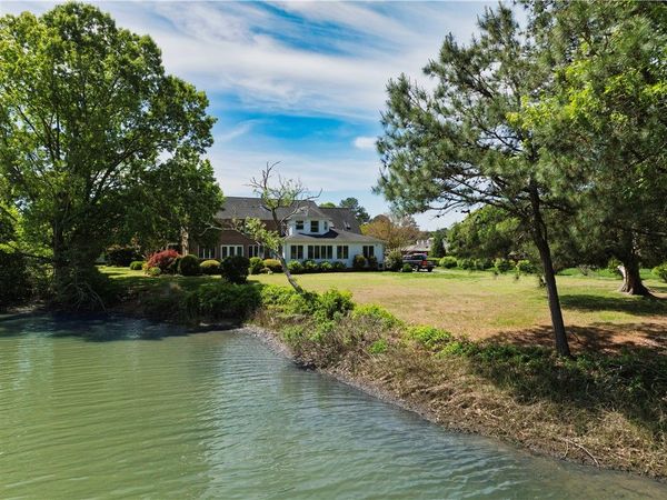 410 Oakley Pointe Lane, Mathews, VA 23109