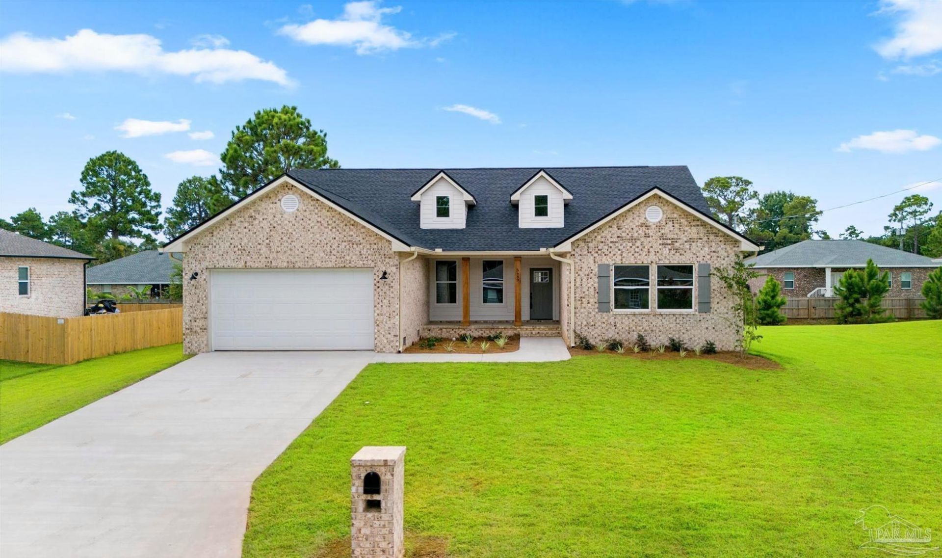 5689 Farrel Way, Milton, FL 32583 Main Photo