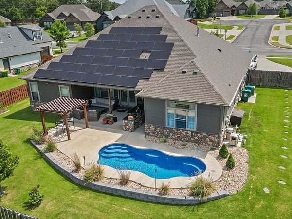 3731 Bitterroot Street, Bentonville, AR 72712