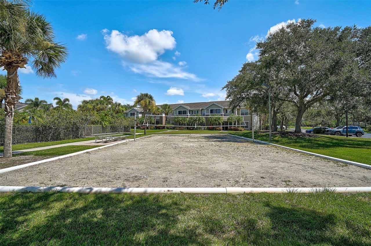 8827 Manor Loop, Unit 204, Lakewood Ranch, FL 34202 Photo