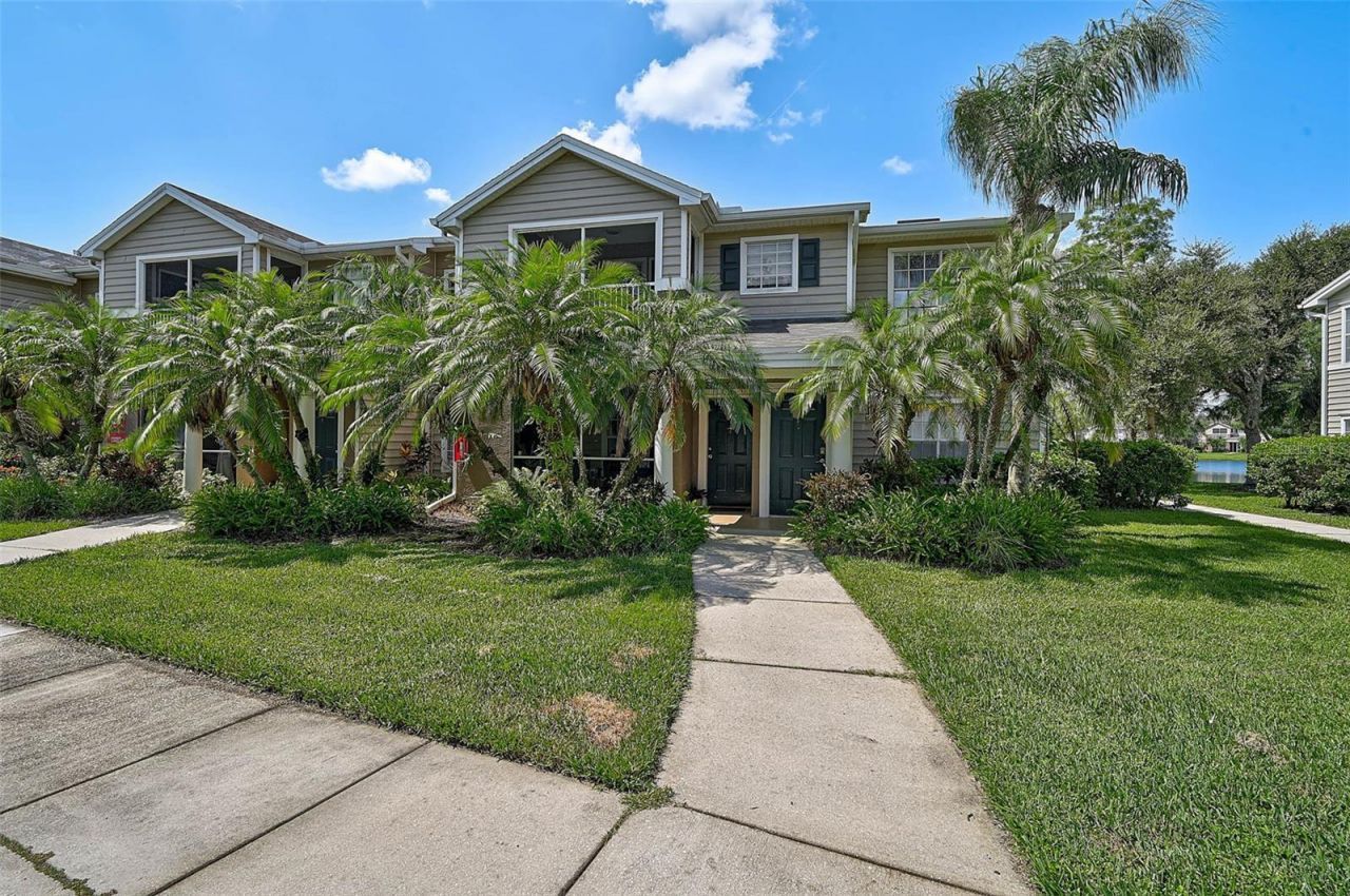 8827 Manor Loop, Unit 204, Lakewood Ranch, FL 34202 Photo