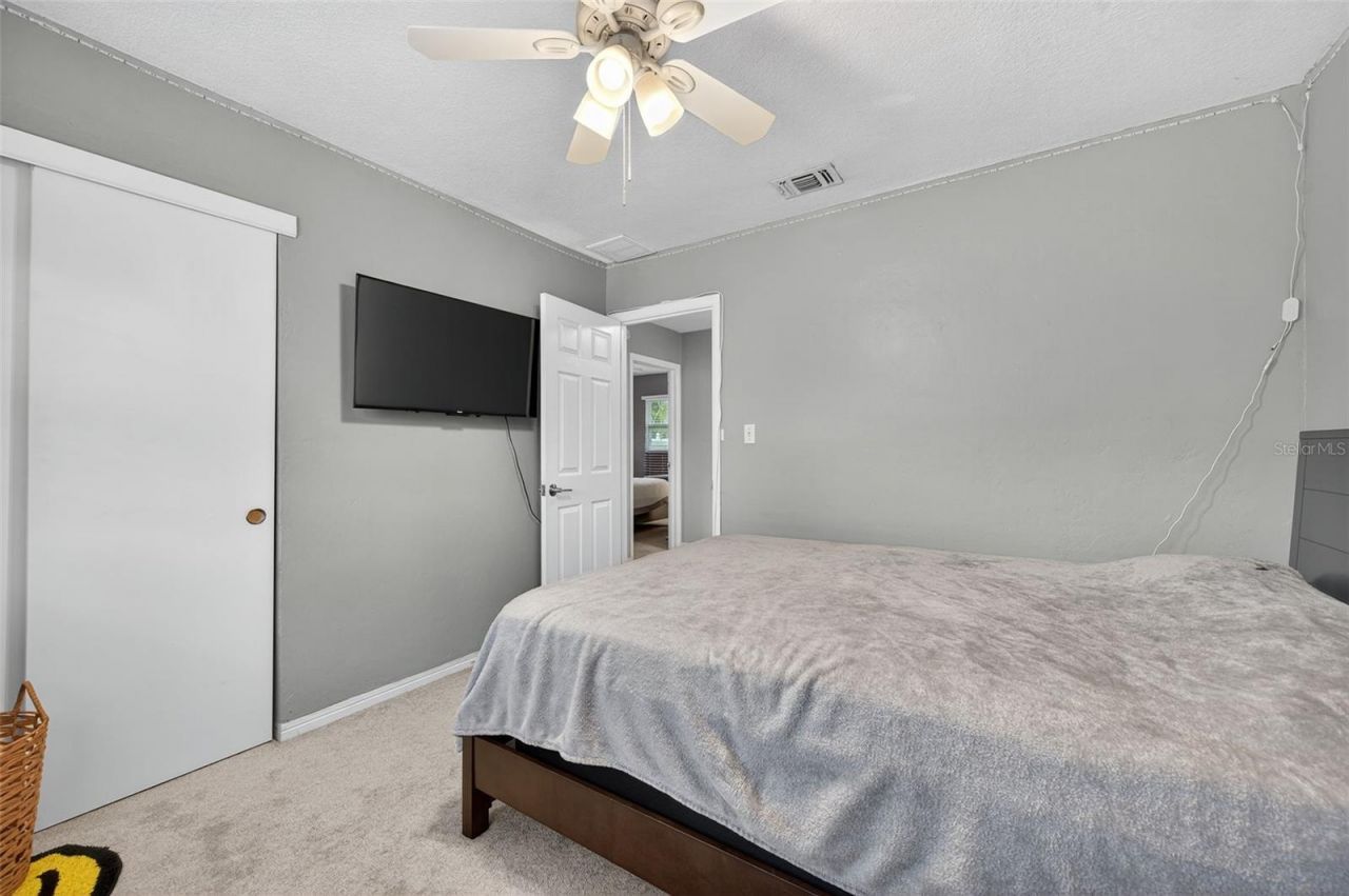 300 Davison Avenue Ne, Saint Petersburg, FL 33703 Photo