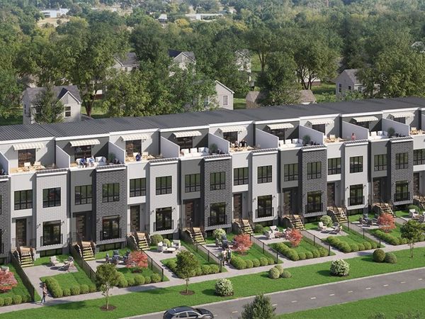 3233 Central Street, Evanston, IL 60201