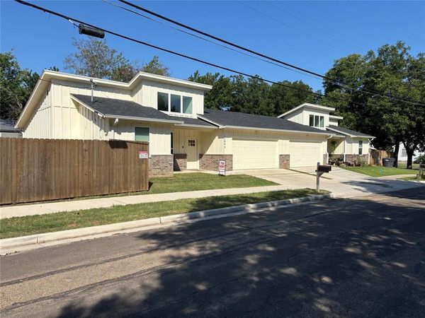 2100 MCFERRIN Avenue, Unit A AND B, Waco, TX 76708