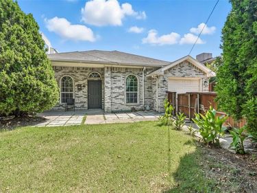 1510 N Carroll Avenue, Dallas, TX 75204