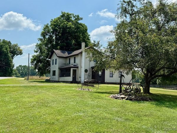 377 Chesbro Road, Pennellville, NY 13132