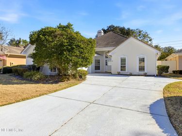 8447 MIZNER Circle E, Jacksonville, FL 32217