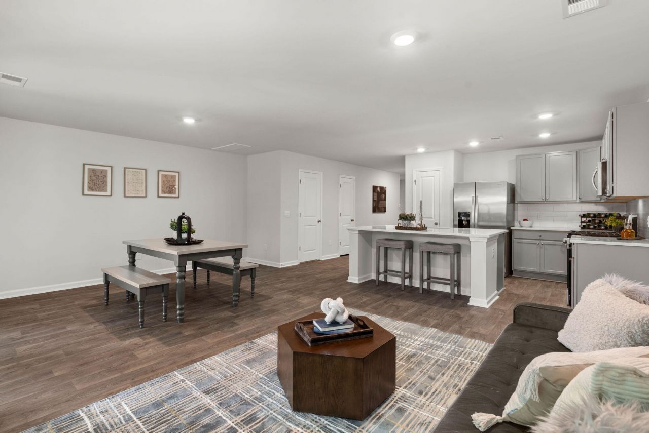 125 Orchid Bloom Circle Photo 12