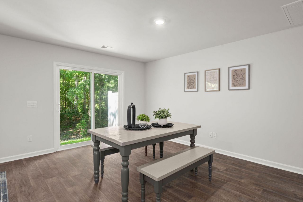 125 Orchid Bloom Circle Photo 16