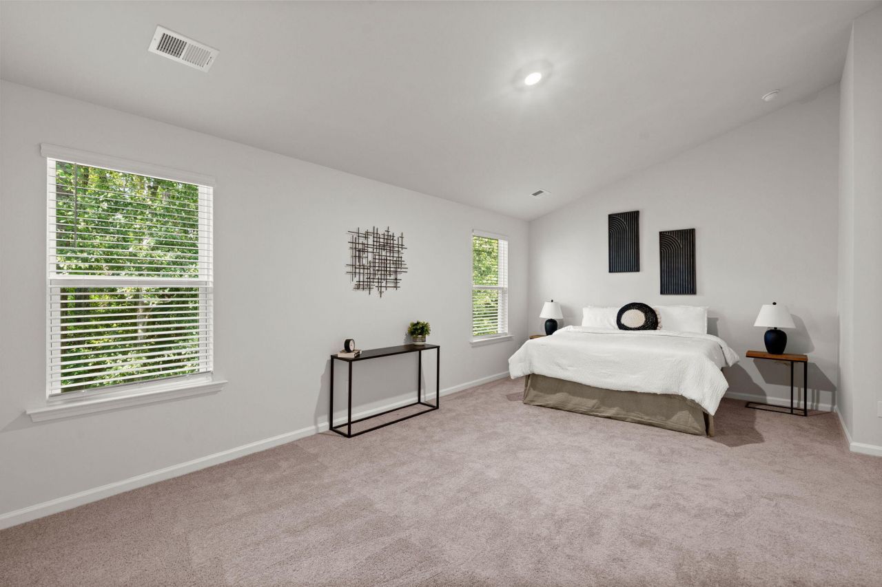 125 Orchid Bloom Circle Photo 18