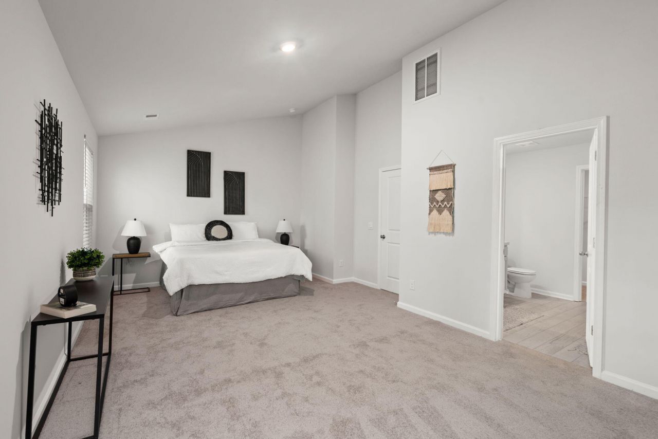 125 Orchid Bloom Circle Photo 19