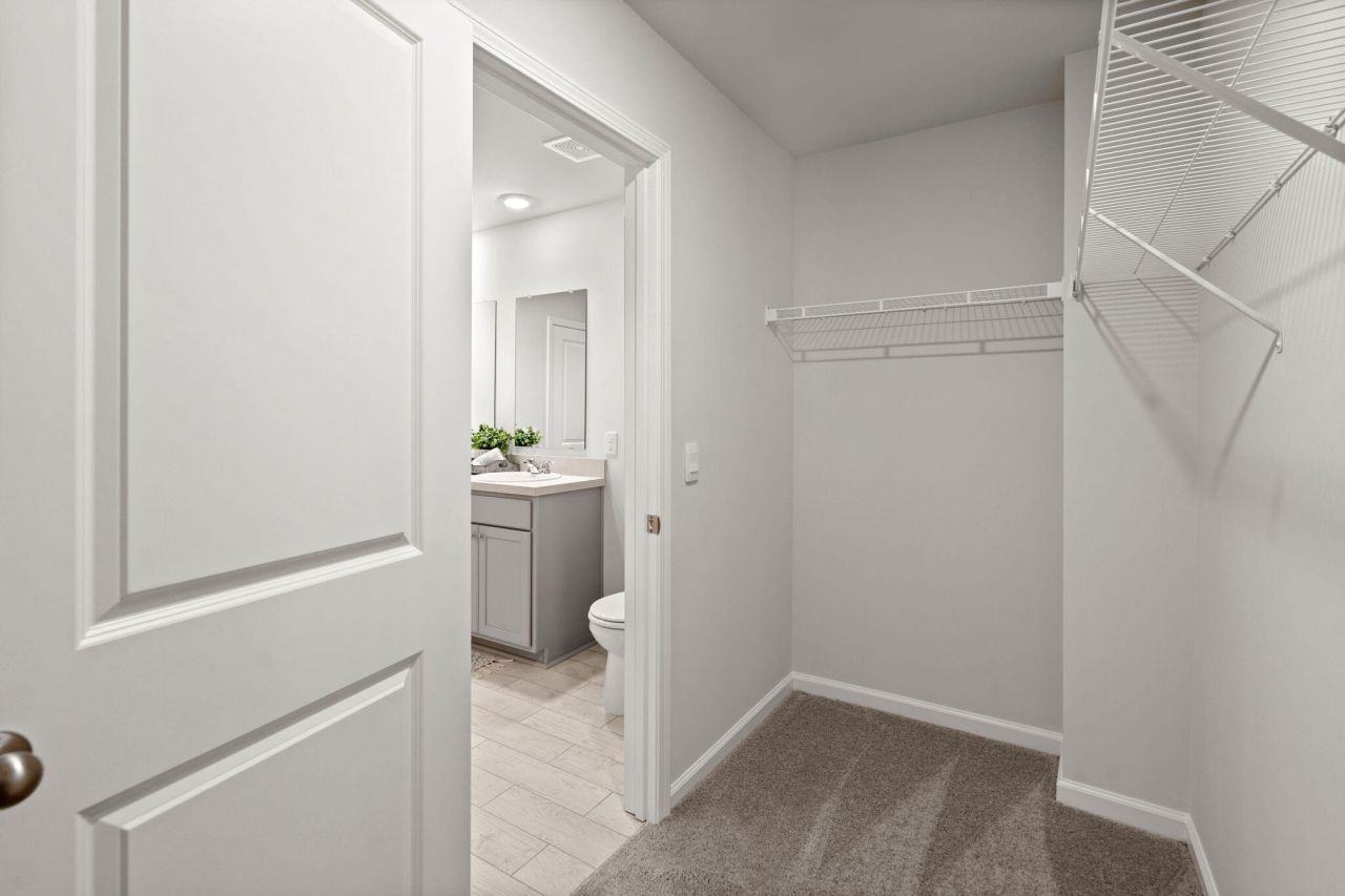 125 Orchid Bloom Circle Photo 22