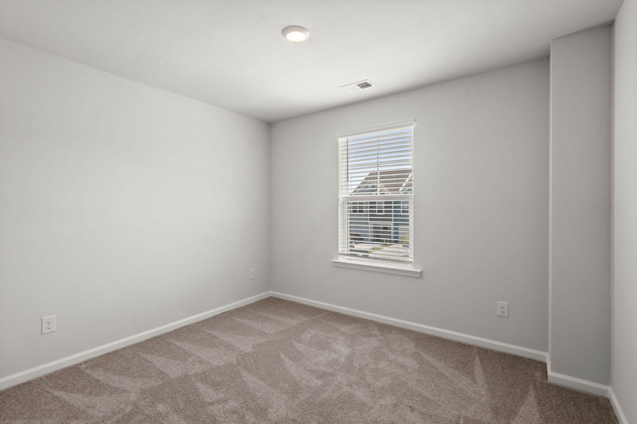 125 Orchid Bloom Circle Photo 23