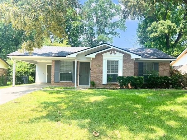 3050 Lone Oak Drive, Shreveport, LA 71118