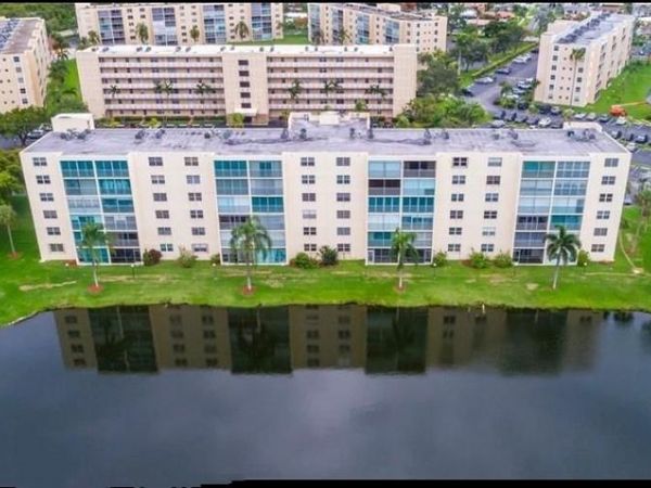 131 SE 3rd Avenue, Unit 401, Dania Beach, FL 33004