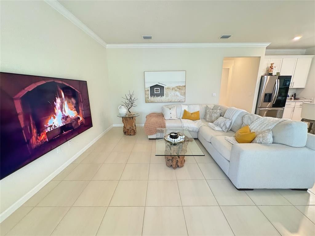 373 SE Filoli Drive, Port Saint Lucie, FL 34984 Photo