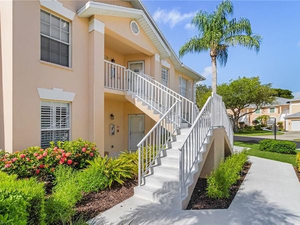 760 Wiggins Lake DR, Unit 206, NAPLES, FL 34110