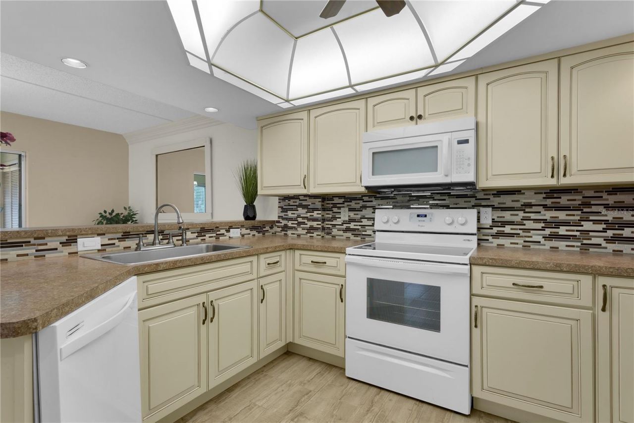 1409 SE 46th Lane, Unit 105, Cape Coral, FL 33904 Photo