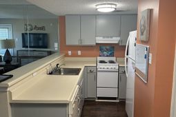 5905 South Kings Hwy. photo 4