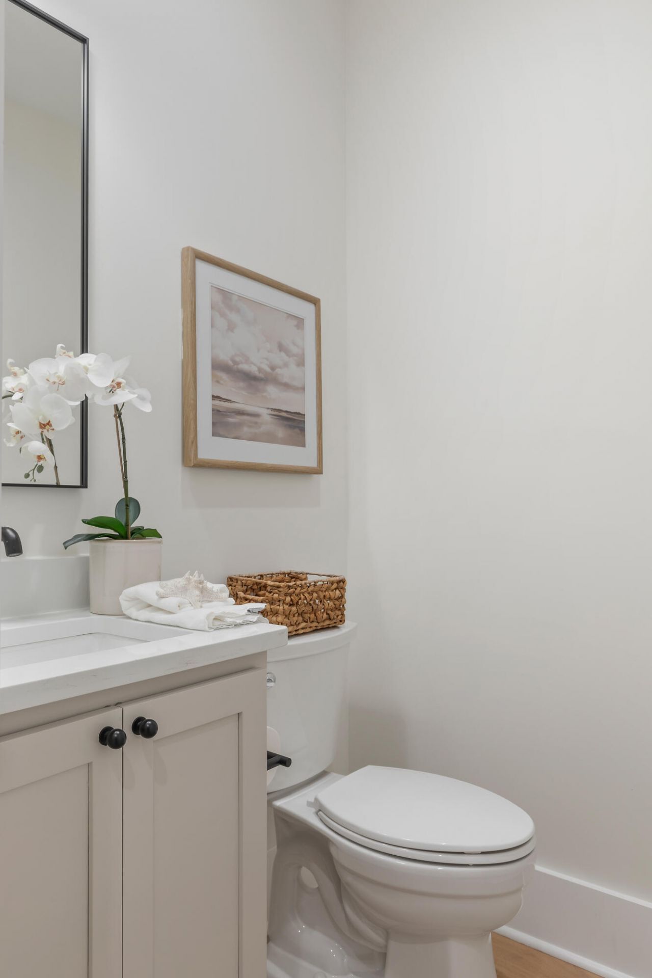 1657 Pierpont Avenue Photo 24